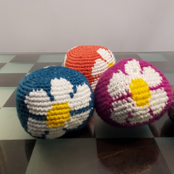 2 Flower image footbag hand woven pellet filled hacky sackjyggle stress ball - Picture 6 of 6